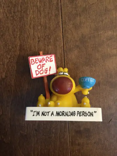 From Mother Goose and Grimm, 1989. Approx 2.75 inches tall. Plastic. From smoke free home. Xposted....