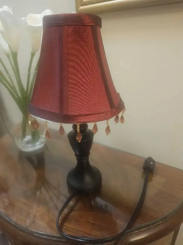 Small 12" Tall Lamp in Indoor Lighting & Fans in Oakville / Halton Region - Image 3