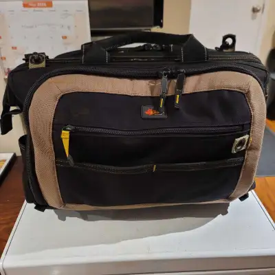 Kuny's SW1539 18" Tool Bag, View more