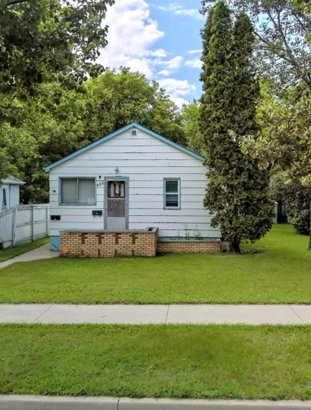 2Bedroom House for rent. Short Term Rentals Brandon Kijiji