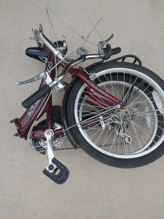 Schwinn Folding Bike62854393242370121