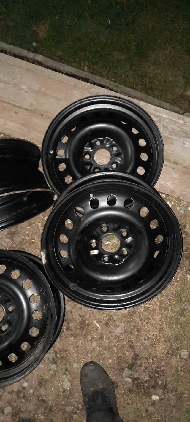 5×120×17 winter rims off a Chevy Equinox like new $150 obo in Tires & Rims in Petawawa