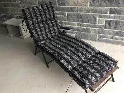Outdoor Reclining Lounge Chair