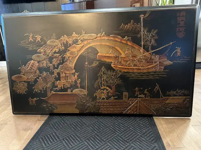 Large Chinese Relief Painting in Arts & Collectibles in Gatineau - Image 2