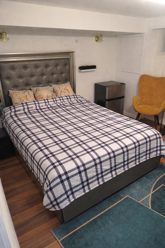 Basement Room for Rent – $1,180/month (Available March 1st)