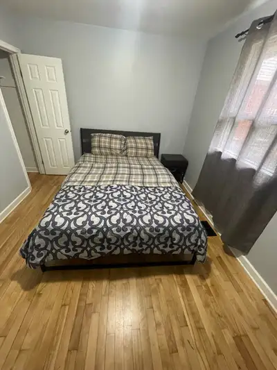 Renting a shared furnished private bedroom, all inclusive and in a good quiet neighborhood. You’ll h...