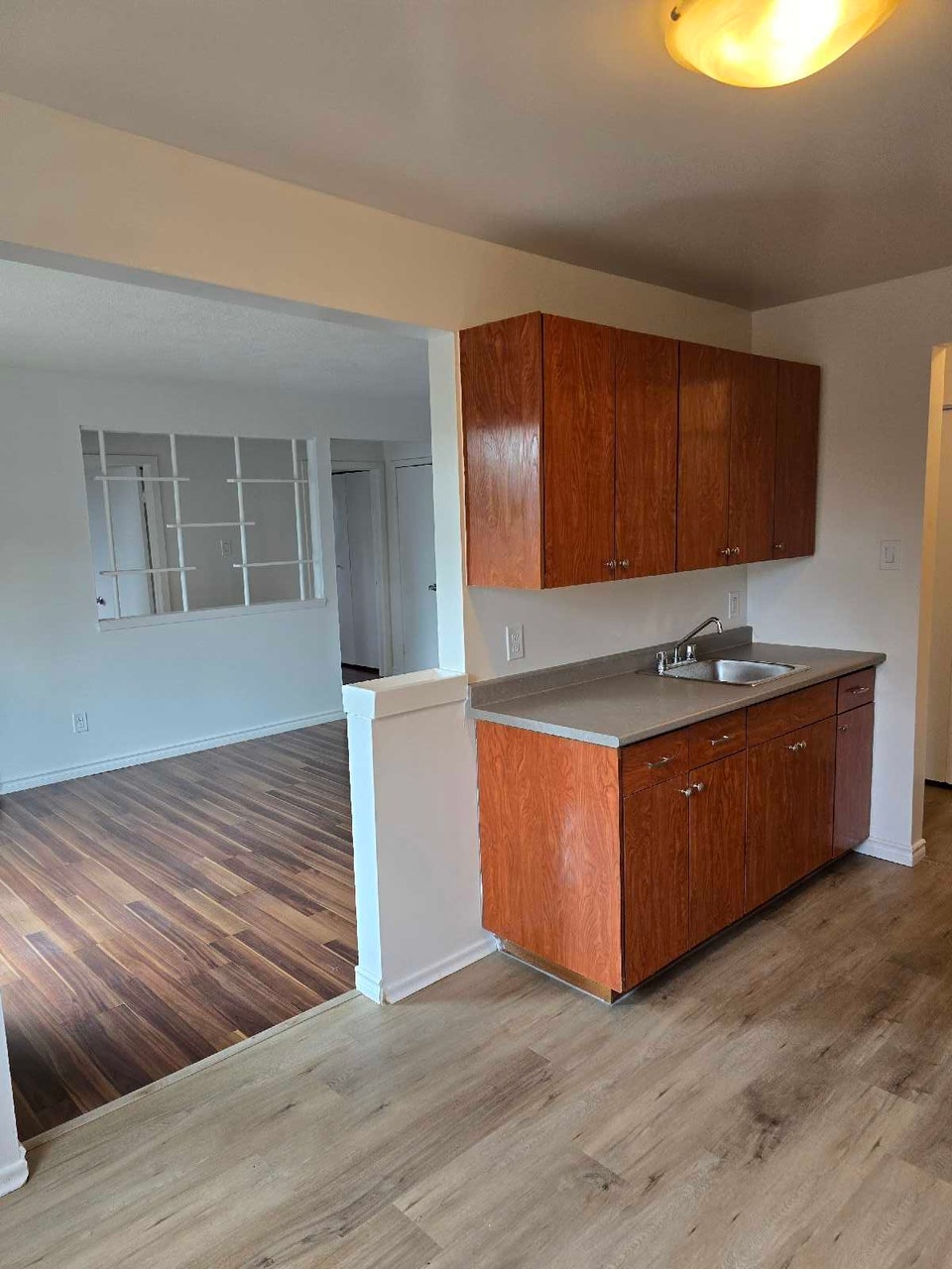 Apartment for rent on 307 Kitchener Road Cambridge 5