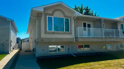 2 BEDROOM, 1 BATH UPPER LEVEL SUITE - NORTH LETHBRIDGE