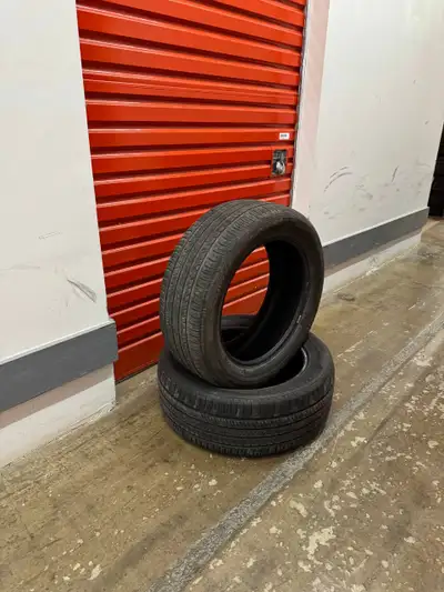 215/55R17 A pair of All-season tires Hankook Kinergy GT Pick up Newmarket