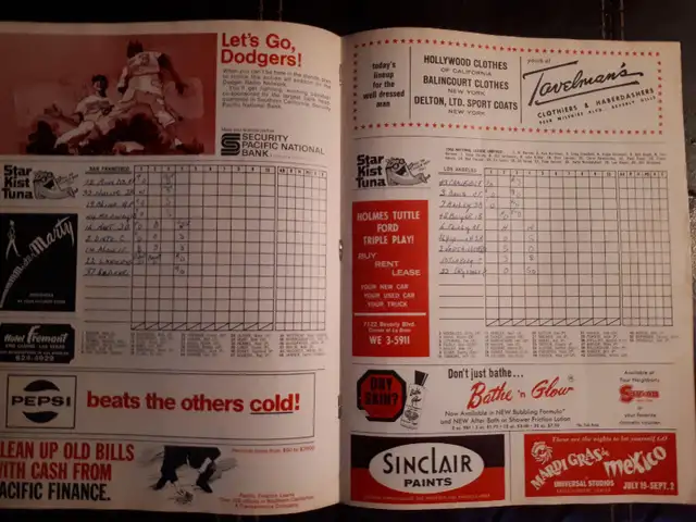 LA Dodgers 1968 program vs SF + Dodgers vs Phillies ticket stub65048397157250124
