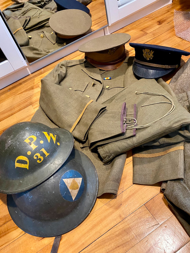 Us army ww1 uniform helmet gears WwI dans Art et objets de collection  à Ville de Montréal - Image 3