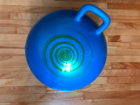Hopper ball / Ballon sauteur avec boite et pompe