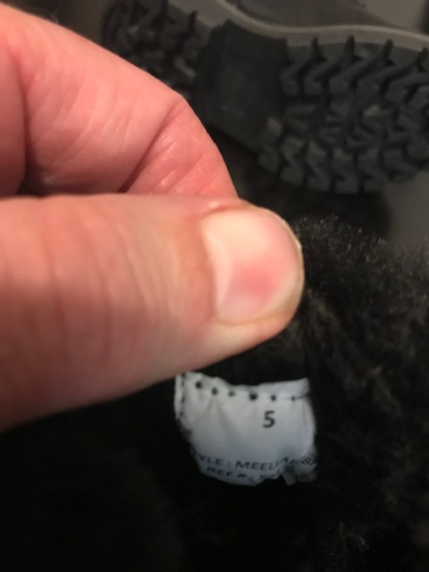 Toddler Girls Winter Boots Size 5 in Kids & Youth in Ottawa - Image 5