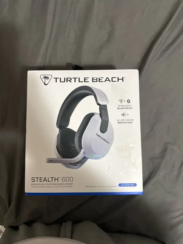 Stealth 600 3rd gen ps in Headphones in Medicine Hat - Image 6