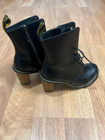Dr Martens Sadie Leather Boot (8 - Women's Boot), View more