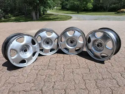 4 x 17" Steel Wheels - Honda Acura 42700-SWA-A01 • 17X6 1/2J • used on Acura TSX for winter tires •...