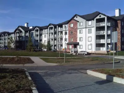2 Bed 2 Bath Condo in Sherwood Park