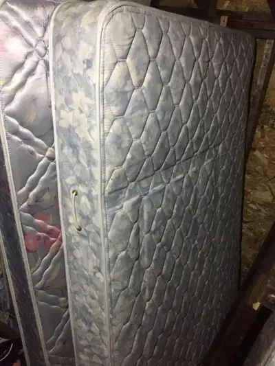 Double full Mattress. CLEAN. I deliver, View more