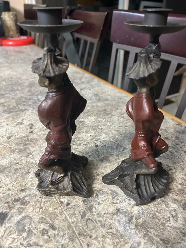Vintage Asian Chinoiserie cast iron figurine candle holders in Home Décor & Accents in Ottawa - Image 3