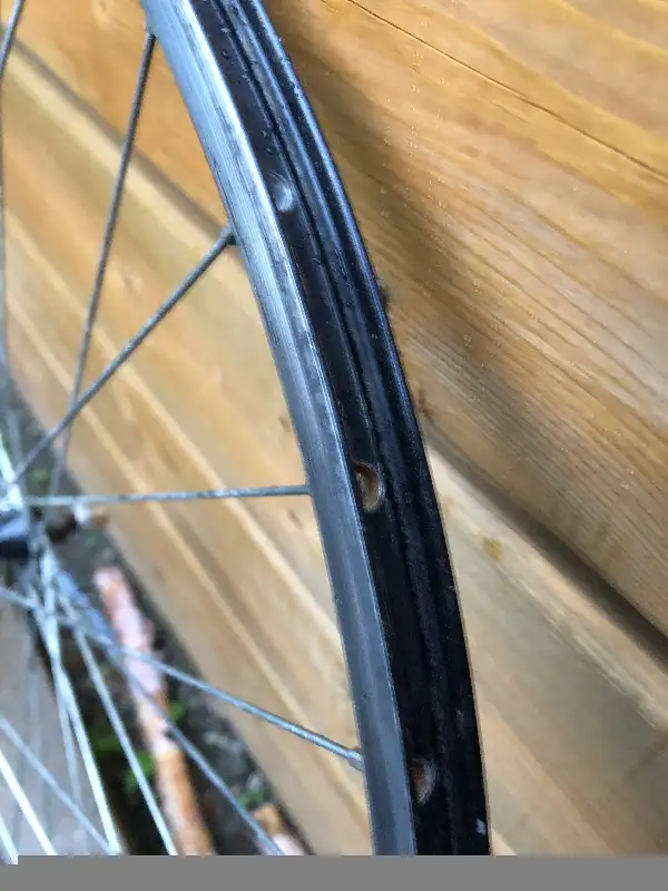 700C quick release front tire rim UKAI made in Japan $40 in Frames & Parts in City of Toronto - Image 6