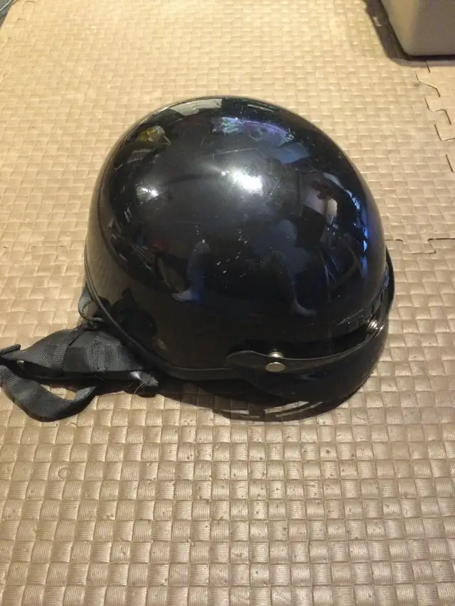 CKX Helmet in Motorcycle Parts & Accessories in Hamilton - Image 2