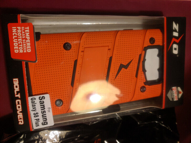 Brand New Samsung S8 Phone Case (not opened) $10 in Cell Phone Accessories in Burnaby/New Westminster - Image 4