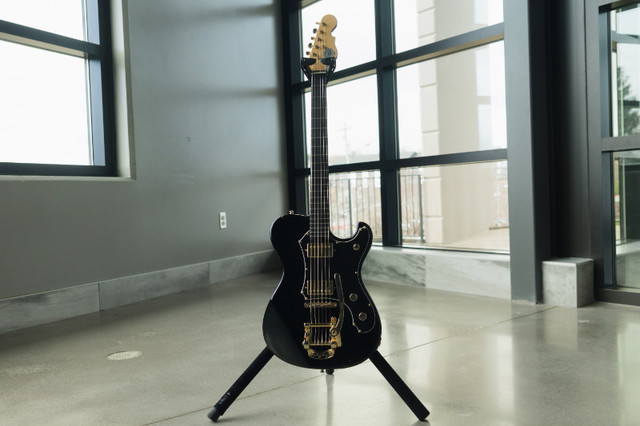 Custom Veritas Portlander guitar in Guitars in City of Toronto - Image 4
