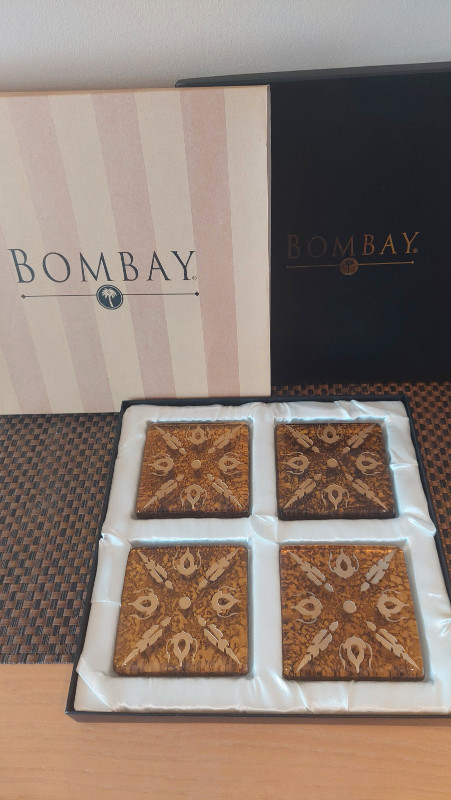 Bombay Bronze Glass Coasters - Set of 4 NEW! in Home Décor & Accents in Markham / York Region - Image 3