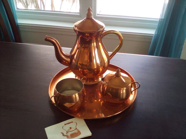 Service à thé en cuivre 4 pièces dans Décoration intérieure et accessoires  à Ville de Québec