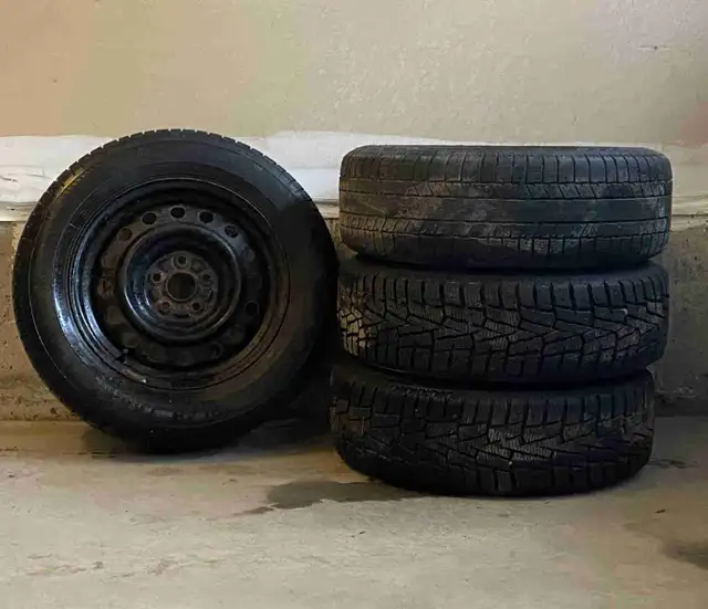 Ironman Polar Trax Snow Tires on Rims in Tires & Rims in Markham / York Region - Image 2