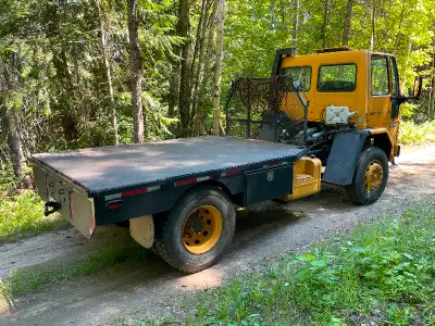 1990 Ford F7000 flatdeck 11" x 8" steel flatdeck -6.6l Brazilian inline 6. -6 new Bosch injectors -4...