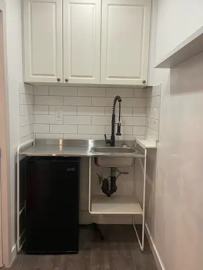 Bachelor/Studio Apartment for Rent Smiths Falls