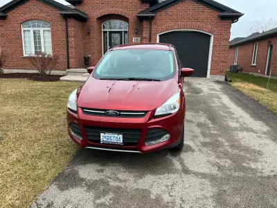 $8,000 CERTIFIED PLEASE COMPARE Priced to sell Wonderful condition Mint interior Accident free Smoke...