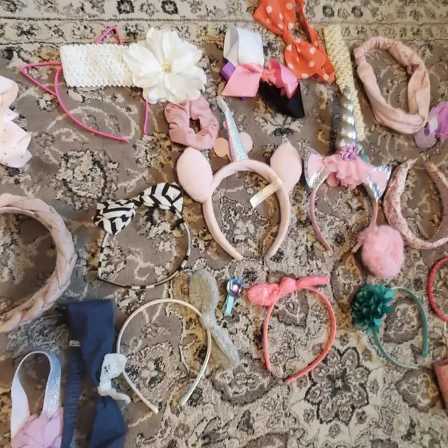 GIRLS HAIR ACCESSORIES  in Kids & Youth in Brantford - Image 4