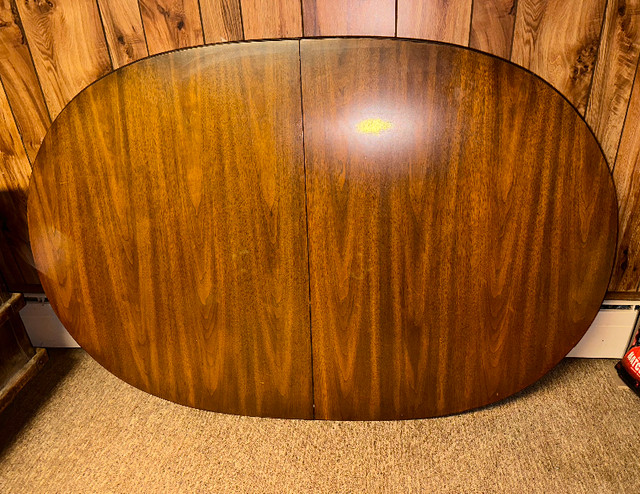 Oval Dining Room Table, Vintage, $55 in Dining Tables & Sets in Norfolk County