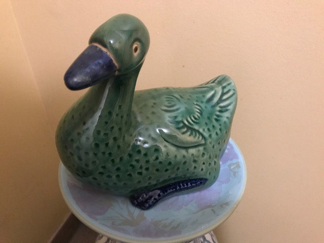 Ceramic duck - signed by the artist in Home Décor & Accents in Guelph - Image 2