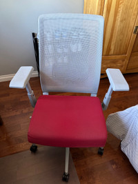 Haworth Very Task Chair (Ergonomic Office chair)