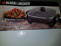 BLACK AND DECKER 12 inch ELECTRIC SKILLET