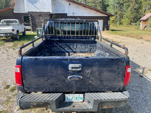 2008 F250 4x4 crew cab in Cars & Trucks in Nipawin - Image 4