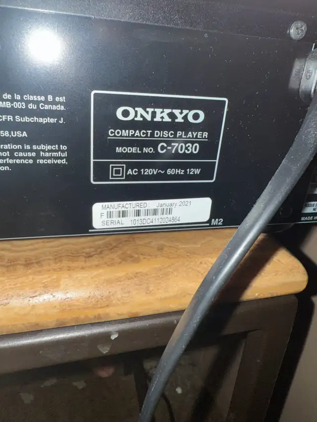  Onkyo C-7030 Audiophile CD Player – Like New (Black) in Stereo Systems & Home Theatre in Delta/Surrey/Langley - Image 5