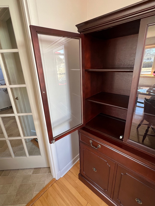 China Cabinet in Hutches & Display Cabinets in Saint John - Image 2