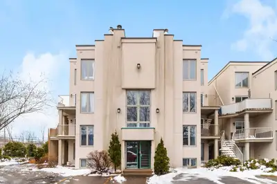 Condo 4 1/2 a louer