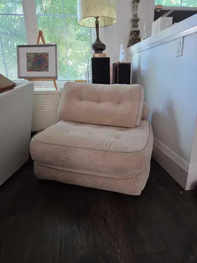 Comfy 3 in 1 lounge chair/twin bed, View more