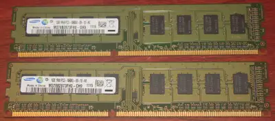 2x Samsung M378B2873FH0-CH9, 1GB, DDR3, PC3-10600U), DIMM-240, View more