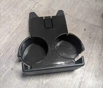 porte-gobelet/ cup-holder Dodge Grand Caravane/ Town country/ Pacifica/Aspen/Dodge journey/ Avenger...
