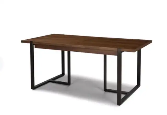 DINING TABLE in Dining Tables & Sets in City of Toronto - Image 5