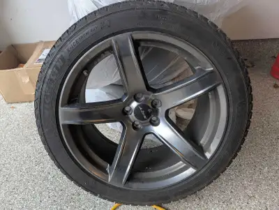 Michelin X-ICE Snow SUV. SRT OEM rims. Used one season. 275/40R20 5/115 bolt pattern. Paid $5,000.