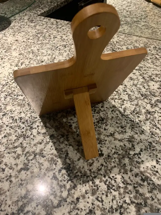 iPad Stand in iPads & Tablets in Dartmouth - Image 3