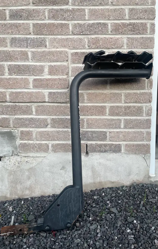 Rack à vélo  in Clothing, Shoes & Accessories in Lévis - Image 2