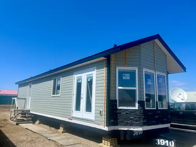 ALL SEASON LAKE HOUSE ARC-LH14 'WOLF CREEK' in Houses for Sale in Regina - Image 3